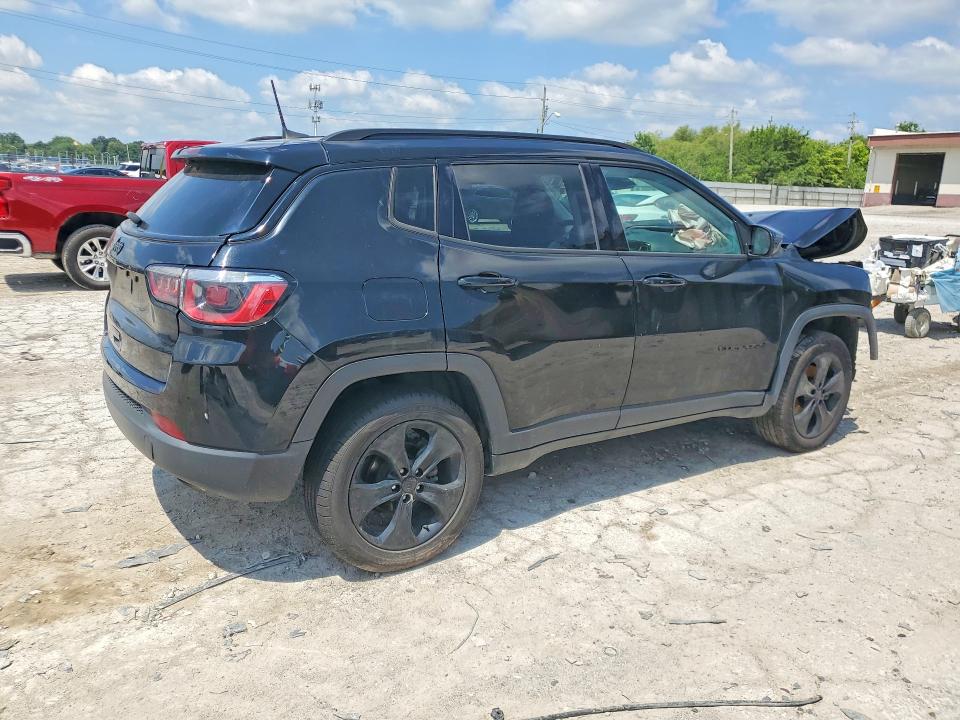 63507846 :رقم المزاد ، 3C4NJDBB0JT395522 vin ، 2018 Jeep Compass مزاد بيع