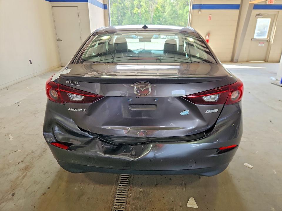 64762516 :رقم المزاد ، 3MZBN1V31JM242097 vin ، 2018 Mazda 3 مزاد بيع