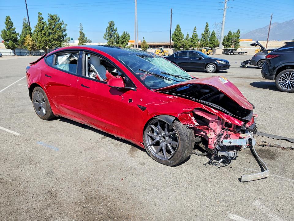 65940356 :رقم المزاد ، 5YJ3E1EAXNF361010 vin ، 2022 Tesla Model 3 مزاد بيع