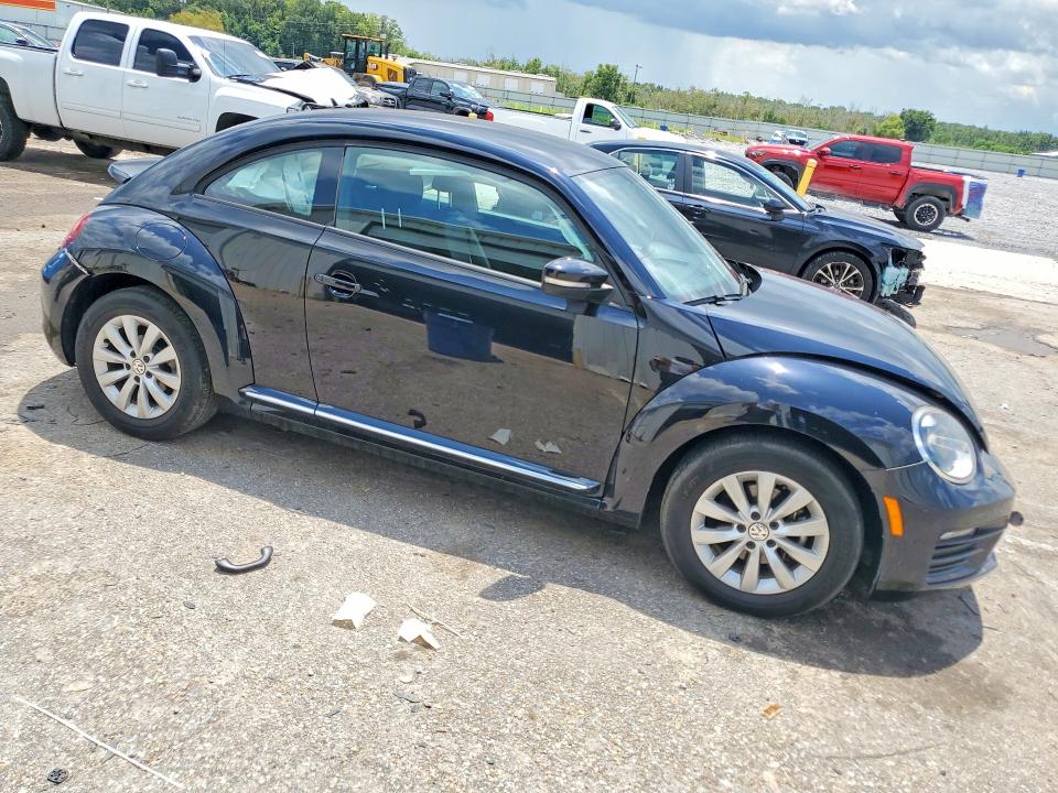 Продажа на аукционе авто 2019 Volkswagen Beetle, vin: 3VWFD7AT2KM719103, номер лота: 64406136