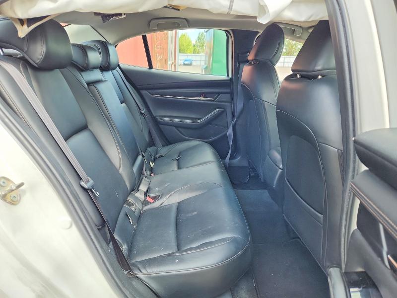 Продаж на аукціоні авто 2019 Mazda 3, vin: JM1BPBCM5K1121313, номер лоту: 64102036