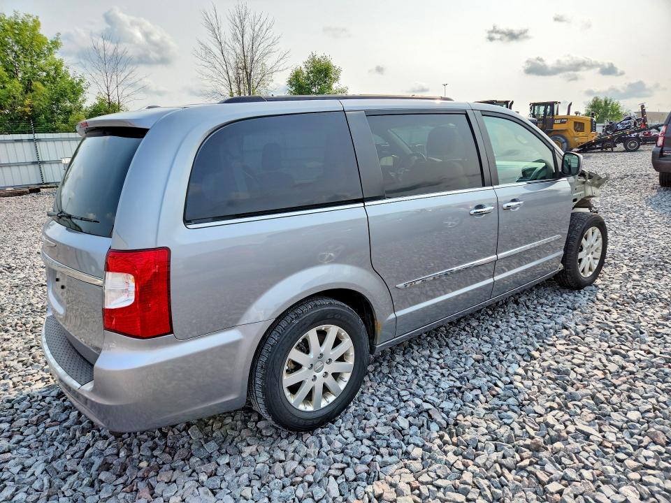 2015 Chrysler Town & Country მანქანა იყიდება აუქციონზე, vin: 2C4RC1BG2FR505812, აუქციონის ნომერი: 63674386