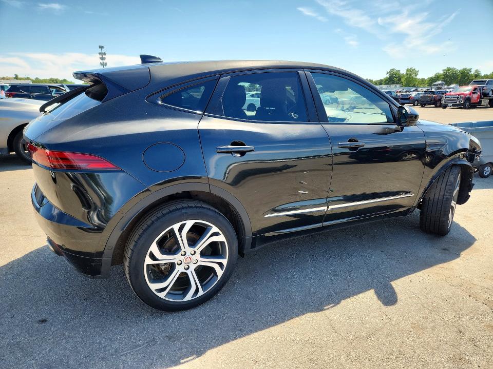 63948696 :رقم المزاد ، SADFL2FX5J1Z01575 vin ، 2018 Jaguar E-pace مزاد بيع