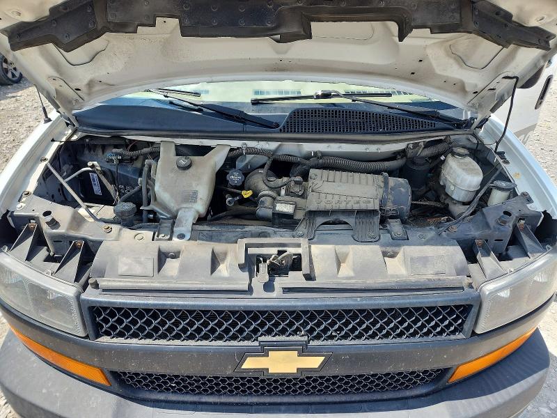 63140276 :رقم المزاد ، 1GCWGBFG1L1122239 vin ، 2020 Chevrolet Express G2500 مزاد بيع