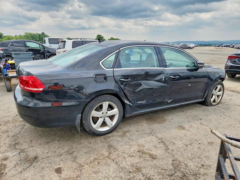 Продаж на аукціоні авто 2013 Volkswagen Passat, vin: 1VWBP7A33DC063715, номер лоту: 64450546