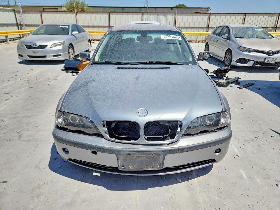 65851886 :رقم المزاد ، WBAEV33425KW20722 vin ، 2005 Bmw 325 مزاد بيع