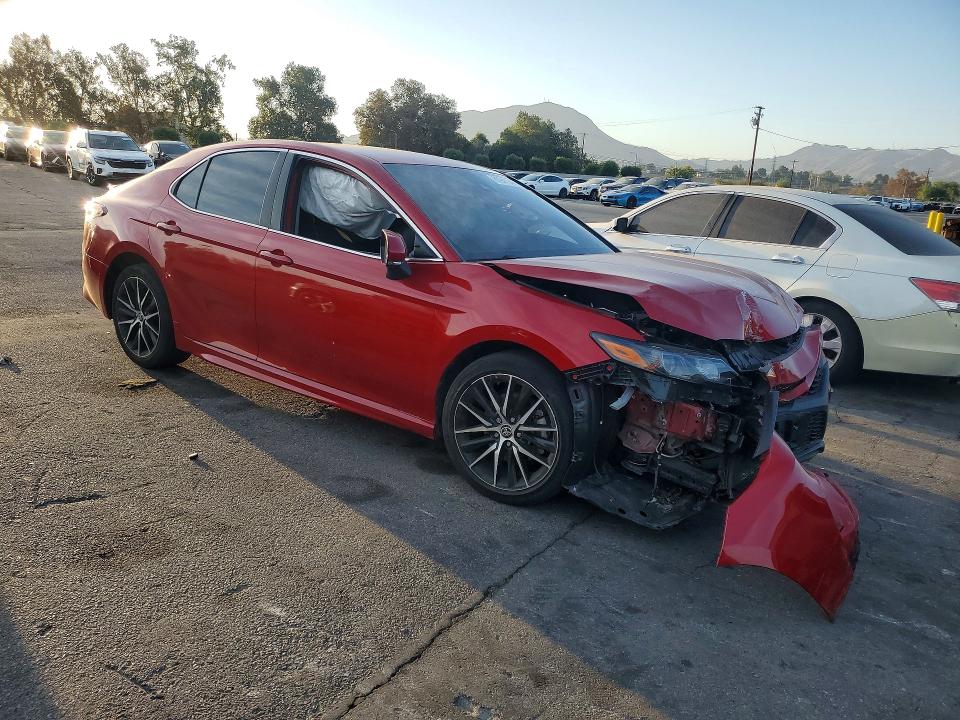 65941346 :رقم المزاد ، 4T1G11AK1PU108546 vin ، 2023 Toyota Camry مزاد بيع