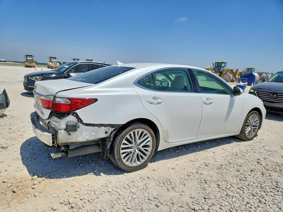 2013 Lexus Es მანქანა იყიდება აუქციონზე, vin: JTHBK1GG5D2025397, აუქციონის ნომერი: 63590616