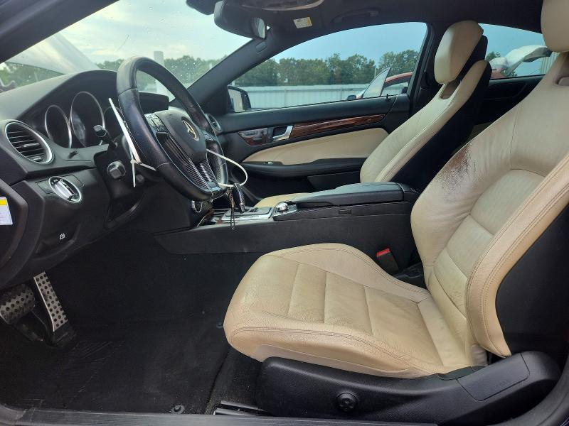 66420146 :رقم المزاد ، WDDGJ5HB4CF726904 vin ، 2012 Mercedes-benz C مزاد بيع