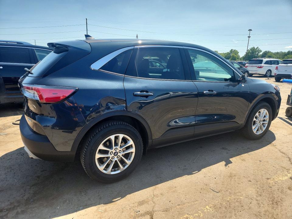 63723556 :رقم المزاد ، 1FMCU9G63NUA00909 vin ، 2022 Ford Escape مزاد بيع