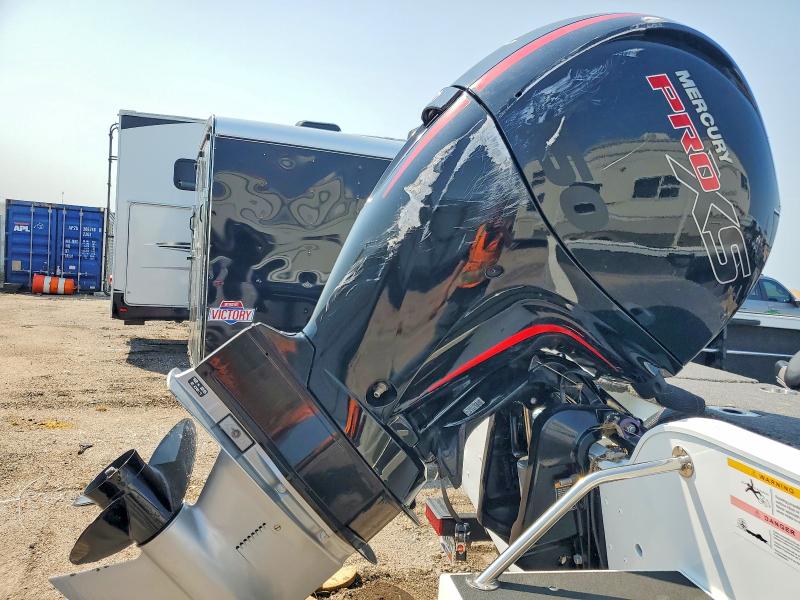 64226096 :رقم المزاد ، 1MDAJAU15NA738360 vin ، 2022 Crestliner Unknown مزاد بيع