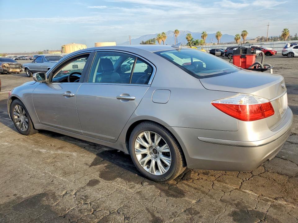 Продажа на аукционе авто 2011 Hyundai Genesis, vin: KMHGC4DEXBU114016, номер лота: 64477756