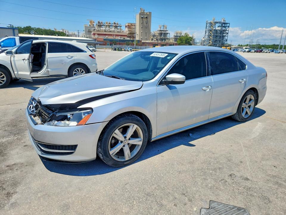 2014 Volkswagen Passat მანქანა იყიდება აუქციონზე, vin: 1VWBT7A38EC075047, აუქციონის ნომერი: 63457506