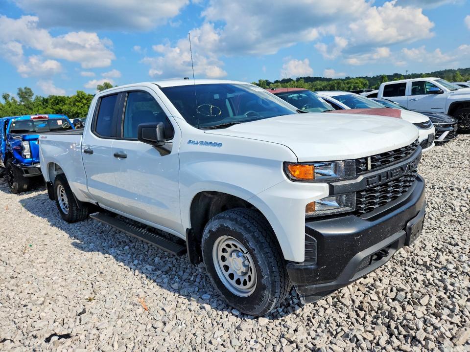 59890296 :رقم المزاد ، 1GCRYAEF3MZ256587 vin ، 2021 Chevrolet Silverado مزاد بيع