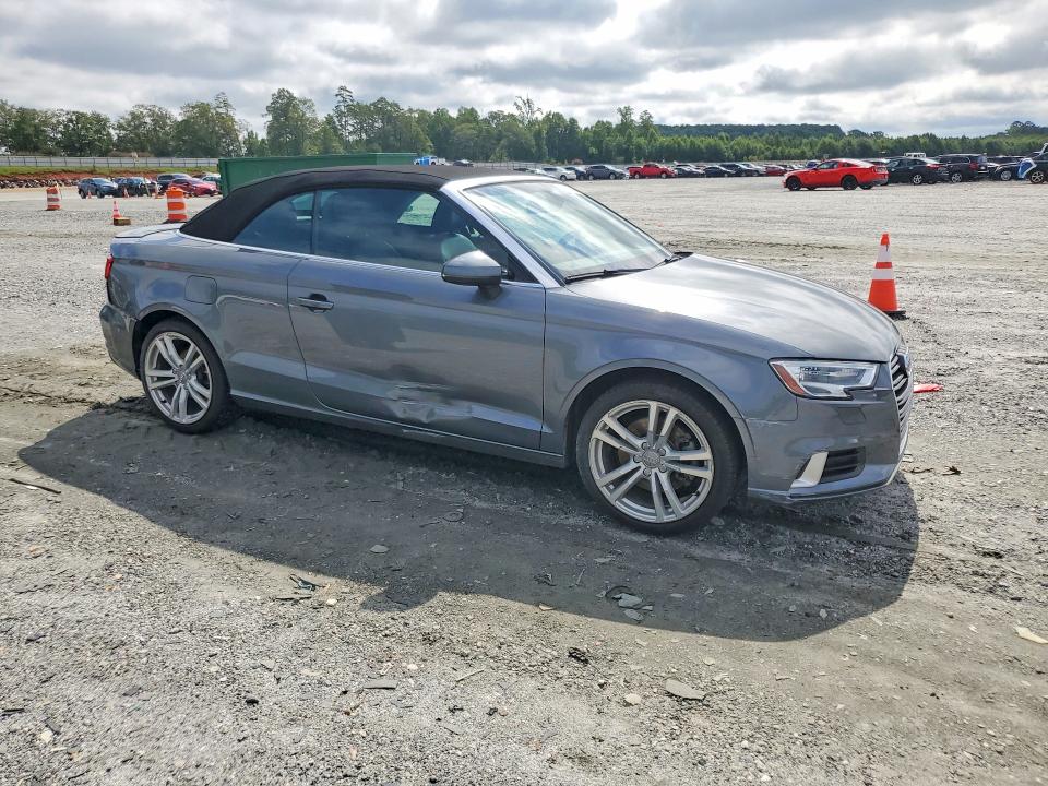 Продаж на аукціоні авто 2018 Audi A3, vin: WAU6ULFF6J1031547, номер лоту: 61505976