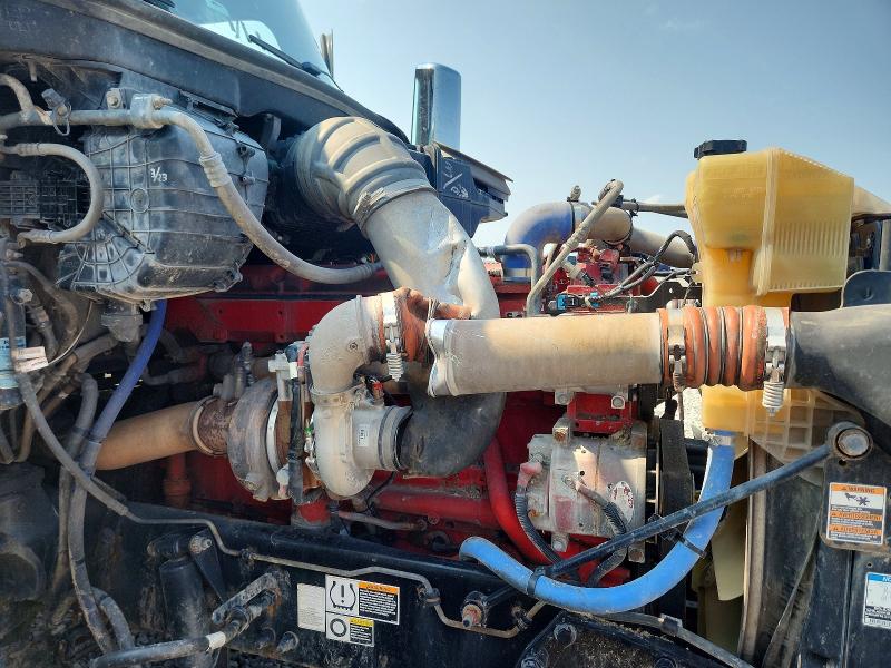 2015 Peterbilt 579 მანქანა იყიდება აუქციონზე, vin: 1XPBD49X2FD203606, აუქციონის ნომერი: 64461476