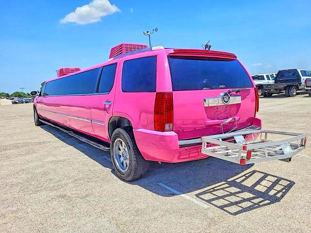 2008 Cadillac Escalade მანქანა იყიდება აუქციონზე, vin: 1GYEC63848R119124, აუქციონის ნომერი: 67417756