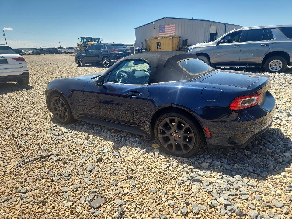 65734426 :رقم المزاد ، JC1NFAEK6J0136135 vin ، 2018 Fiat 124 Spider مزاد بيع