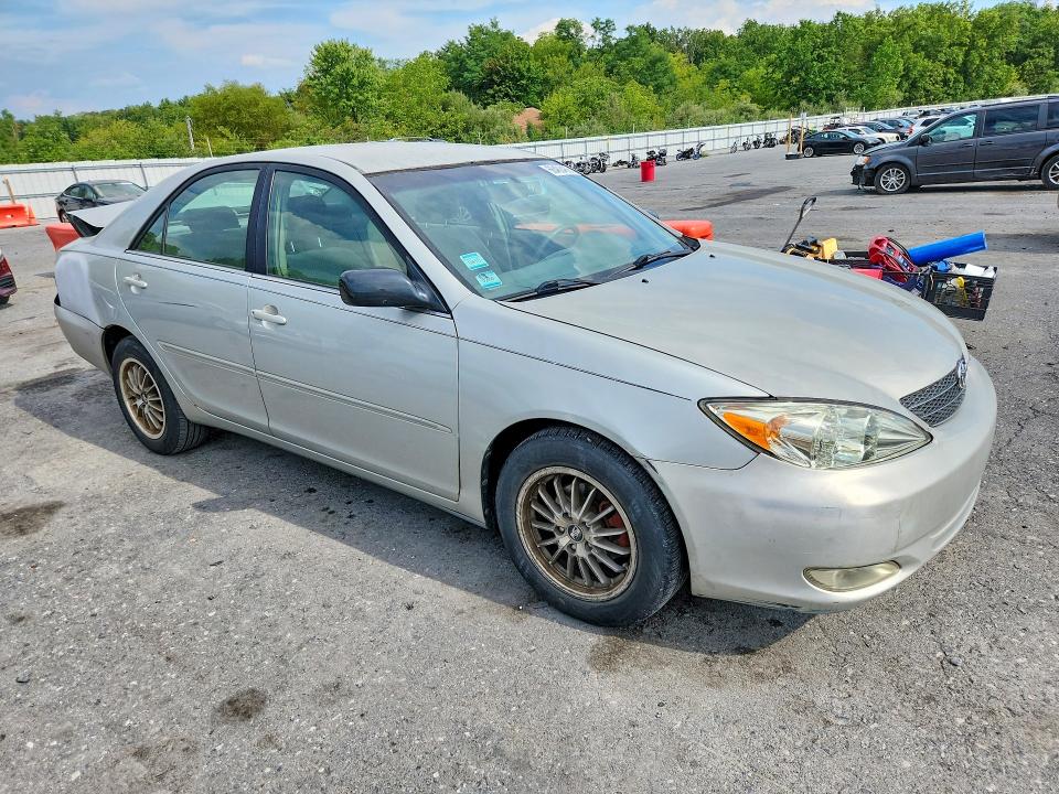 66463466 :رقم المزاد ، 4T1BE30K63U172698 vin ، 2003 Toyota Camry مزاد بيع