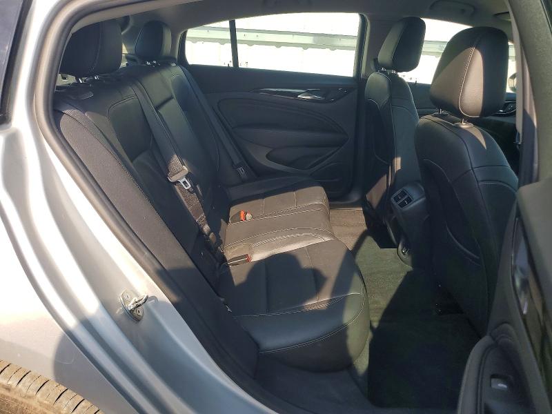 64963976 :رقم المزاد ، W04GR6SX5J1080158 vin ، 2018 Buick Regal مزاد بيع
