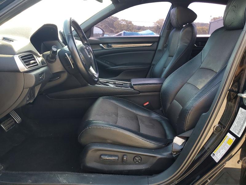 66286296 :رقم المزاد ، 1HGCV1F31JA182519 vin ، 2018 Honda Accord مزاد بيع