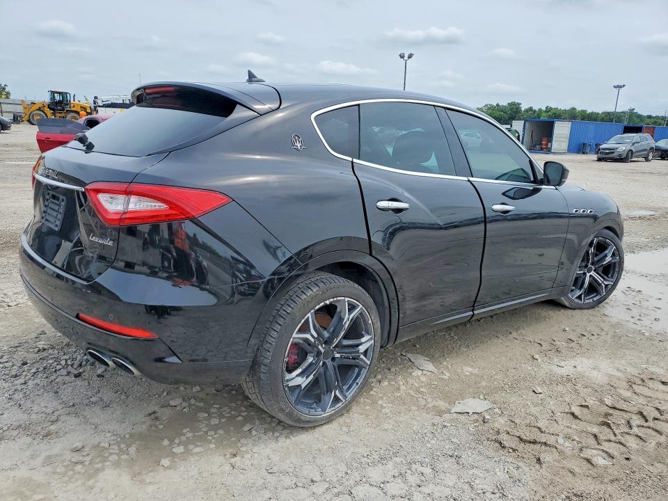 Продажа на аукционе авто 2017 Maserati Levante, vin: ZN661XUAXHX248129, номер лота: 62100716