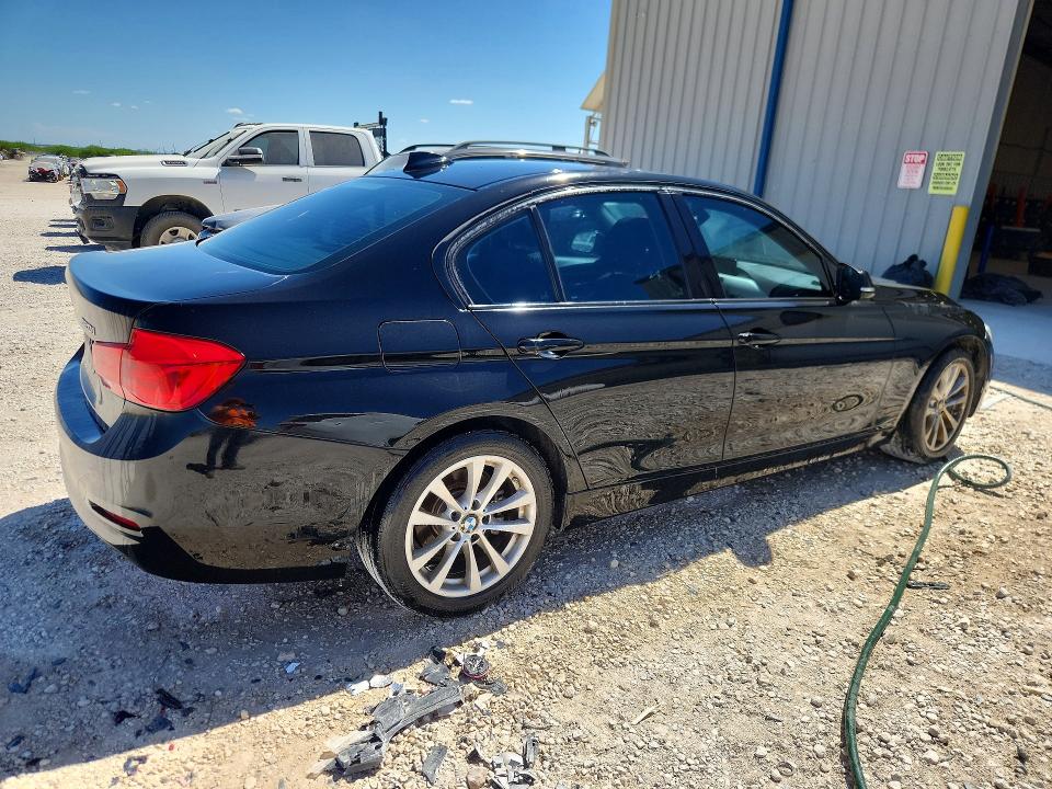 Aukcja sprzedaży 2017 Bmw 320, vin: WBA8E1G35HNU18642, numer aukcji: 63761316