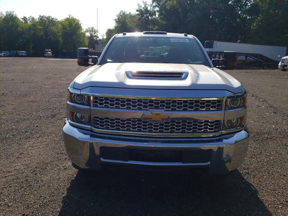 64960726 :رقم المزاد ، 1GC4KVCY8KF238639 vin ، 2019 Chevrolet Silverado مزاد بيع