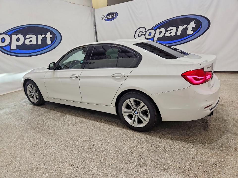 Продажа на аукционе авто 2016 Bmw 328, vin: WBA8E9G53GNT44488, номер лота: 65739696