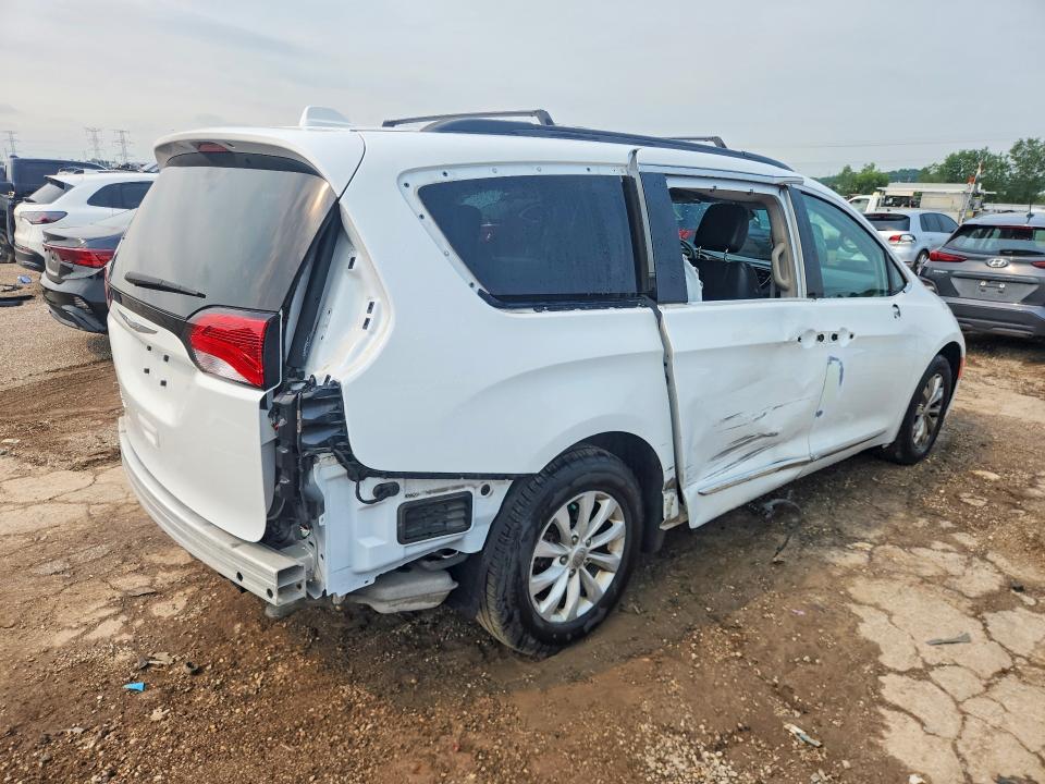 Aukcja sprzedaży 2017 Chrysler Pacifica, vin: 2C4RC1BG9HR703290, numer aukcji: 63868636
