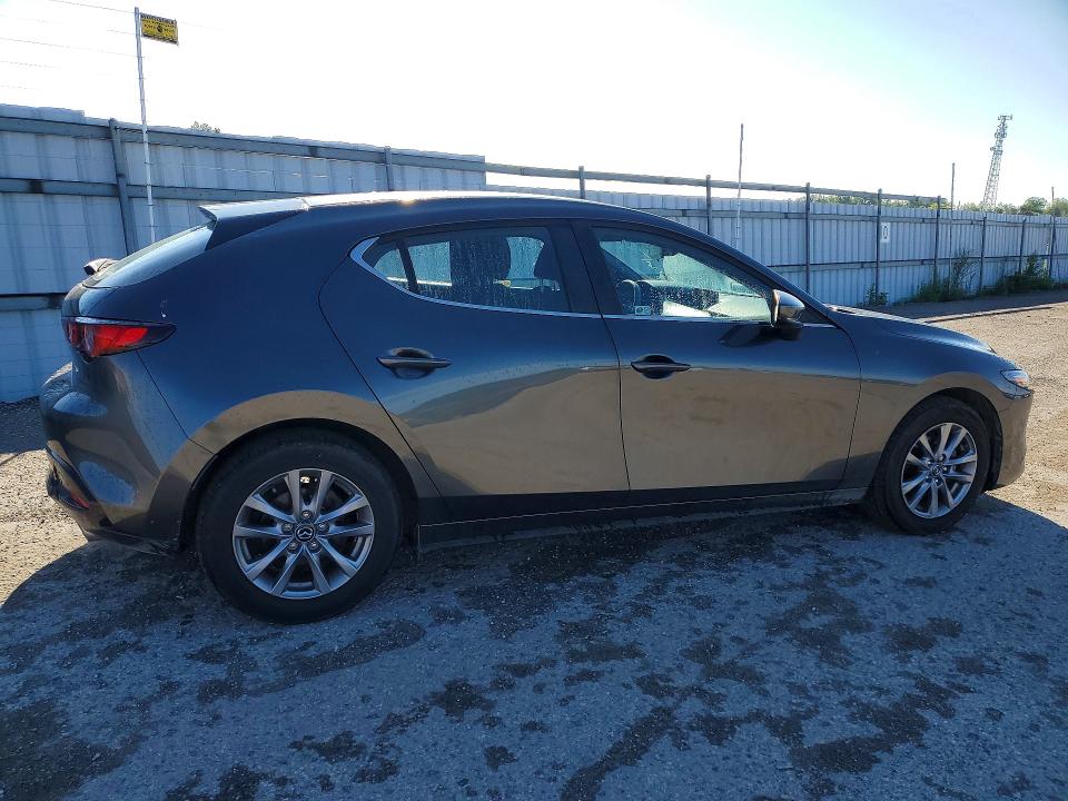 66019816 :رقم المزاد ، JM1BPAK76N1519950 vin ، 2022 Mazda 3 مزاد بيع
