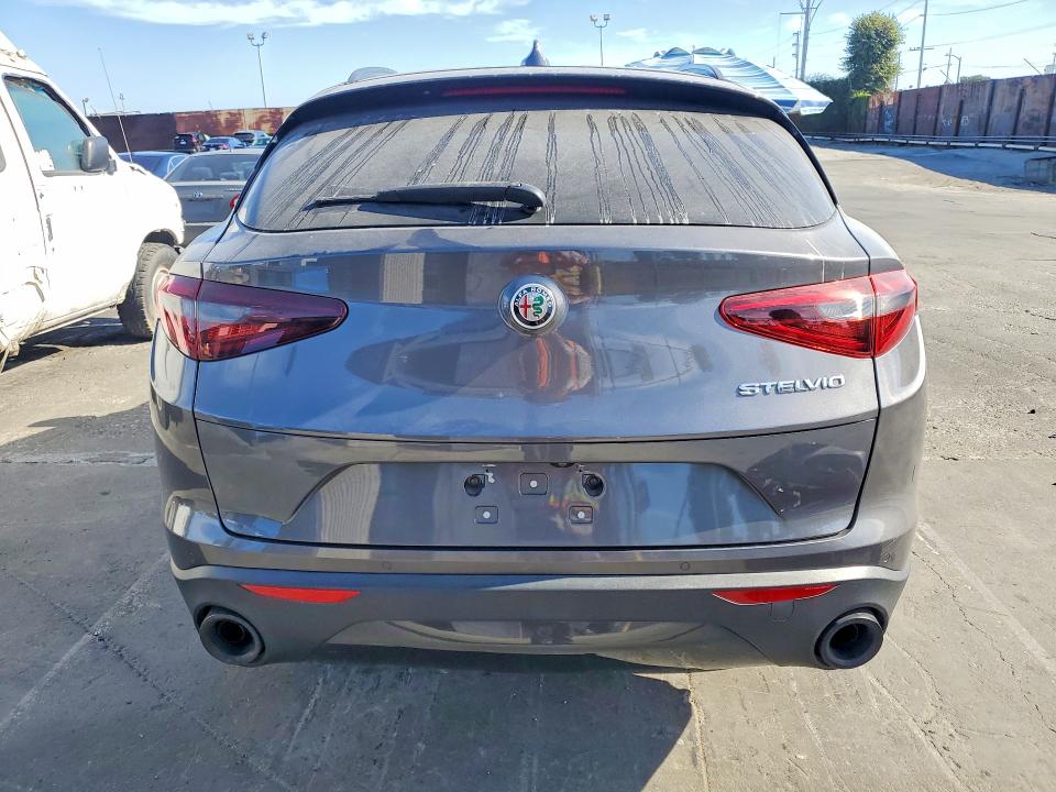 Продаж на аукціоні авто 2022 Alfa Romeo Stelvio, vin: ZASPAJAN4N7D30807, номер лоту: 65563296