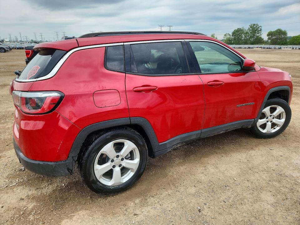 63899056 :رقم المزاد ، 3C4NJCBB1JT293432 vin ، 2018 Jeep Compass مزاد بيع