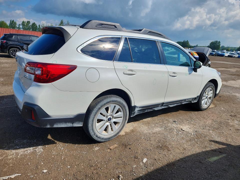 Продажа на аукционе авто 2018 Subaru Outback, vin: 4S4BSDGC6J3337567, номер лота: 66890506