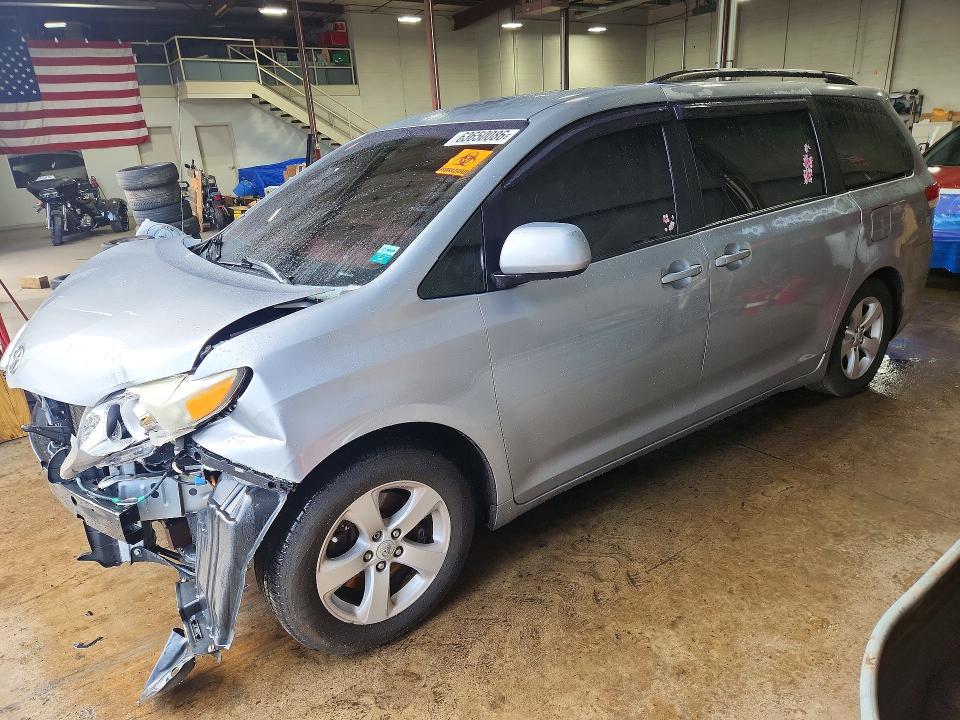 Aukcja sprzedaży 2011 Toyota Sienna, vin: 5TDKK3DC7BS065789, numer aukcji: 63650086
