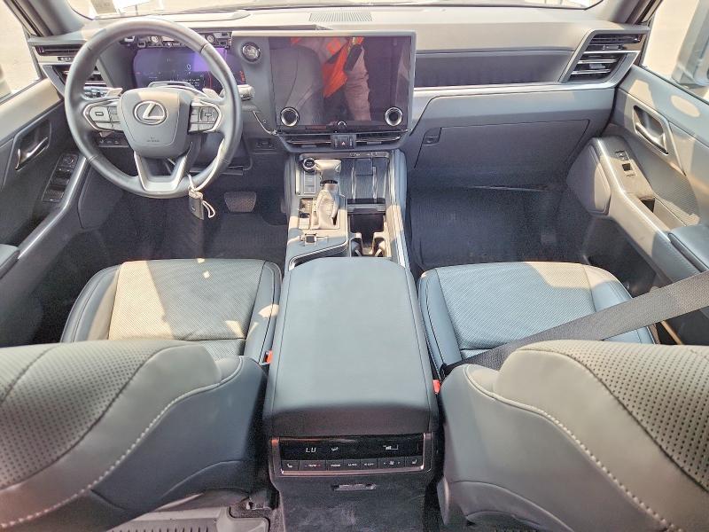 64121166 :رقم المزاد ، JTJTBCDX6R5014143 vin ، 2024 Lexus Gx 550 مزاد بيع