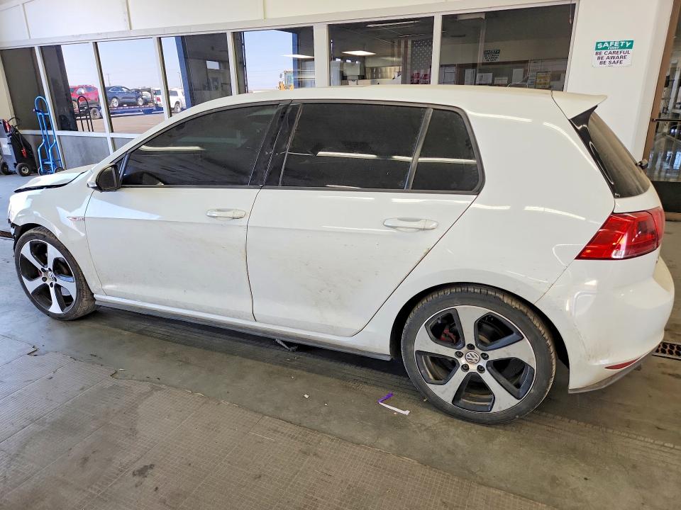 2016 Volkswagen Gti მანქანა იყიდება აუქციონზე, vin: 3VW5T7AU9GM007475, აუქციონის ნომერი: 64333216