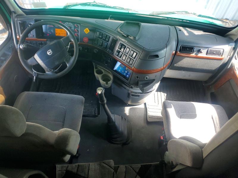 Продажа на аукционе авто 2007 Volvo Vn, vin: 4V4NC9GH67N478681, номер лота: 65469086