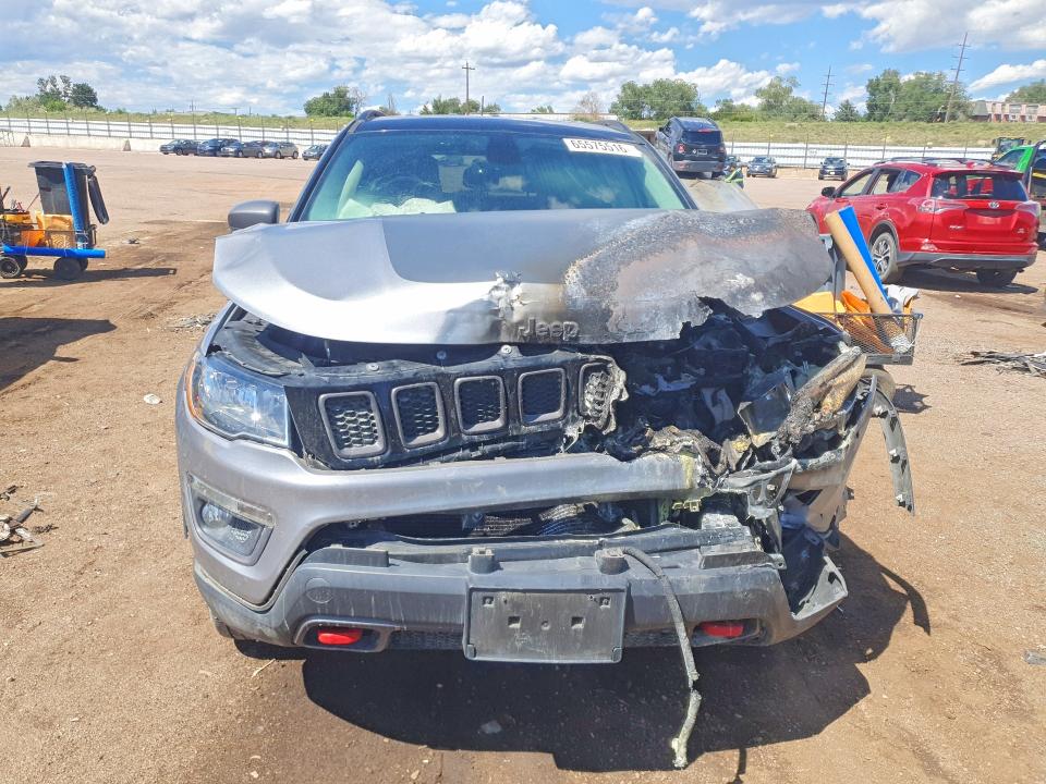 65575516 :رقم المزاد ، 3C4NJDDB8HT635116 vin ، 2017 Jeep Compass مزاد بيع