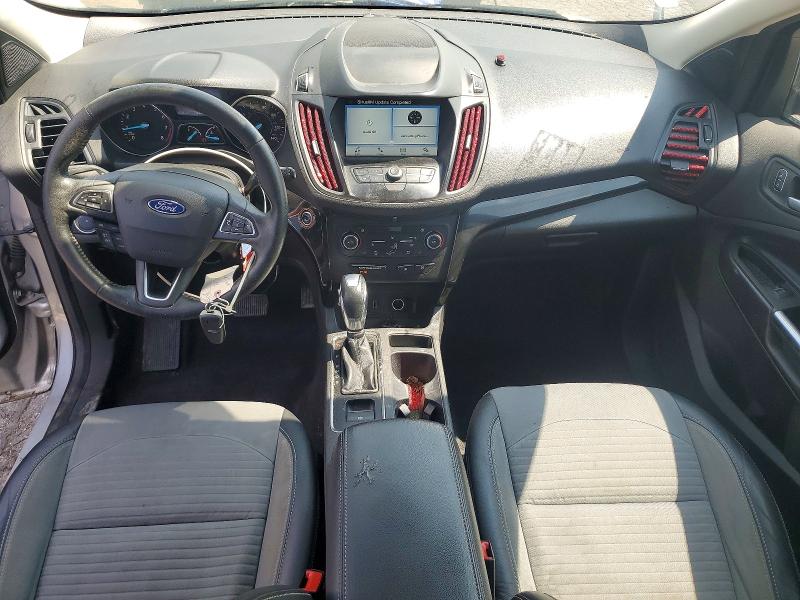63909236 :رقم المزاد ، 1FMCU0GD2KUA80788 vin ، 2019 Ford Escape مزاد بيع