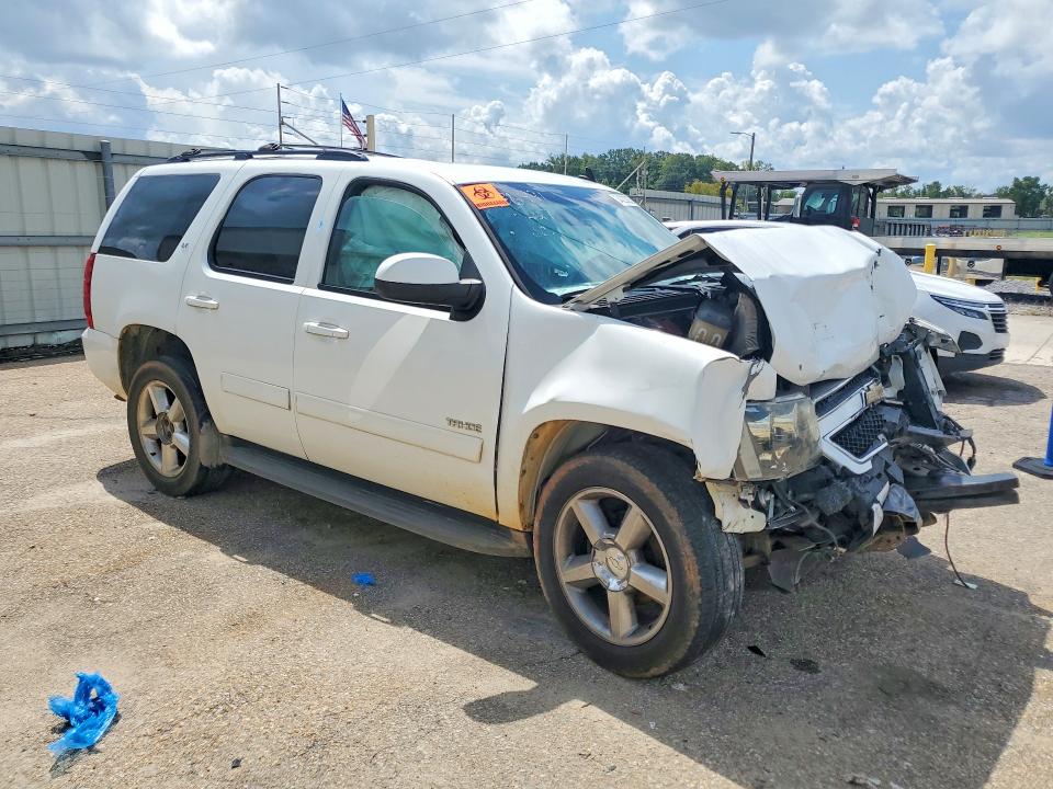 64226836 :رقم المزاد ، 1GNSCBE03BR135239 vin ، 2011 Chevrolet Tahoe مزاد بيع