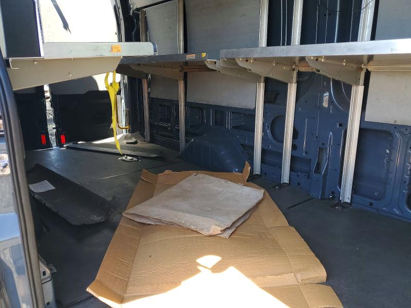 62324266 :رقم المزاد ، 1FTBR3X84LKB27743 vin ، 2020 Ford Transit مزاد بيع