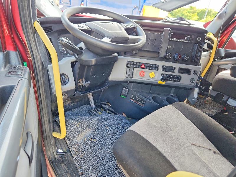 2022 Freightliner Cascadia 126 მანქანა იყიდება აუქციონზე, vin: 1FUJHHDV8NLNA8308, აუქციონის ნომერი: 63652006