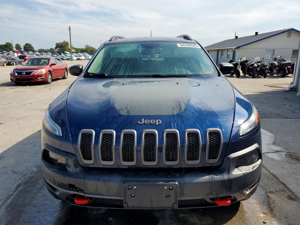 64340526 :رقم المزاد ، 1C4PJMBX1JD554946 vin ، 2018 Jeep Cherokee مزاد بيع