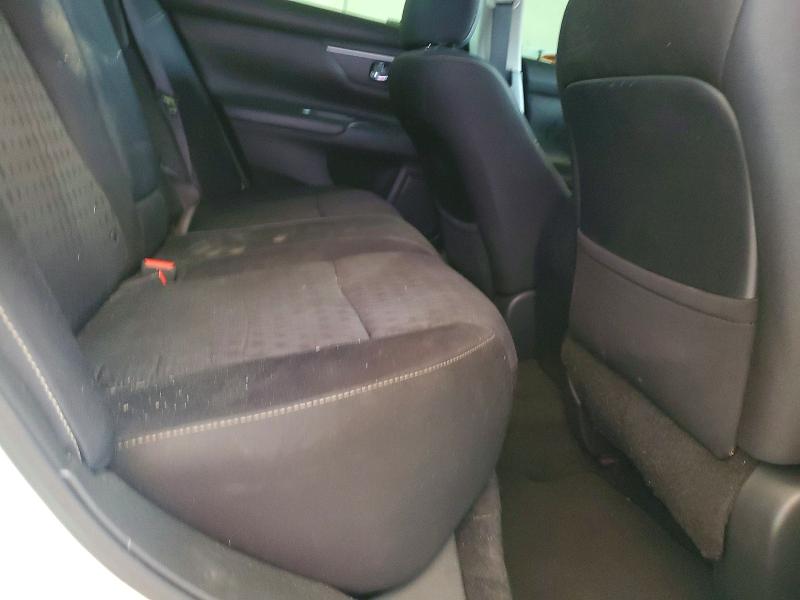 2018 Nissan Altima მანქანა იყიდება აუქციონზე, vin: 1N4AL3AP1JC199624, აუქციონის ნომერი: 64423846