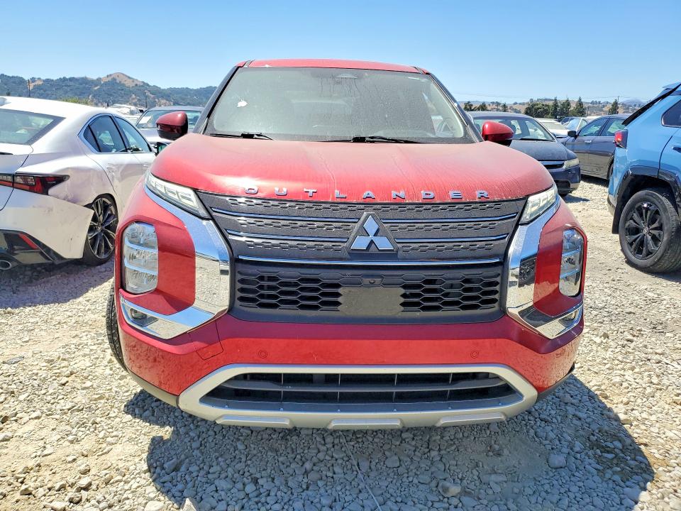 2022 Mitsubishi Outlander მანქანა იყიდება აუქციონზე, vin: JA4J3UA82NZ006676, აუქციონის ნომერი: 63732256