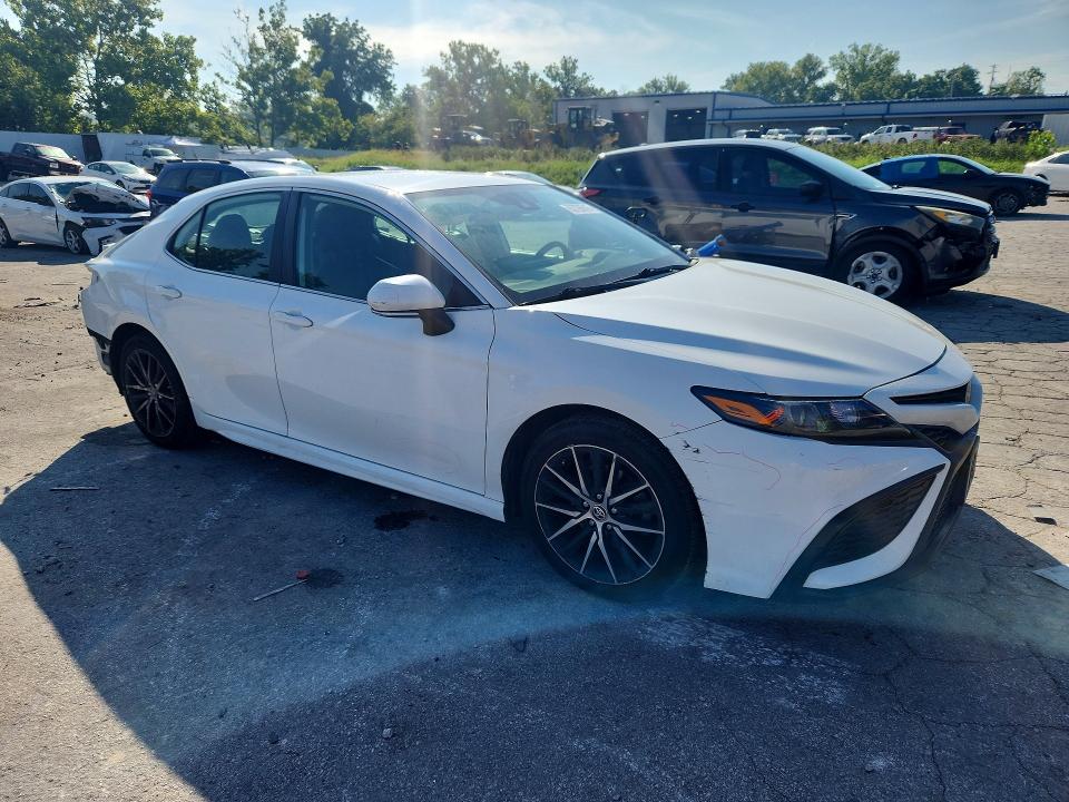 2023 Toyota Camry მანქანა იყიდება აუქციონზე, vin: 4T1G11AK1PU733884, აუქციონის ნომერი: 65726616