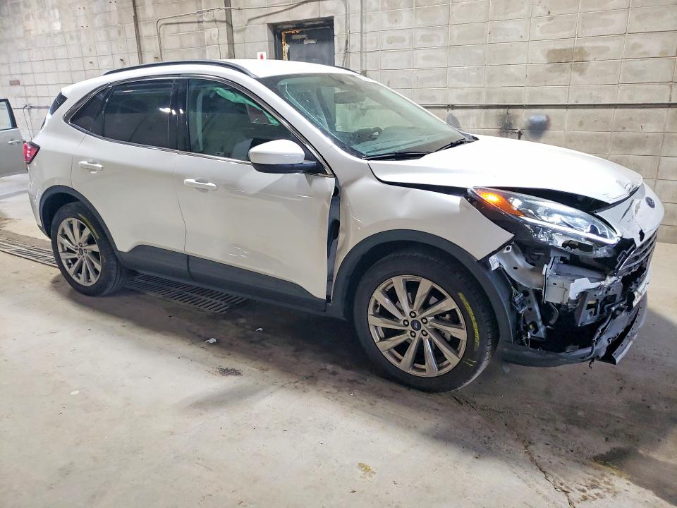 65647186 :رقم المزاد ، 1FMCU9J90NUA57037 vin ، 2022 Ford Escape مزاد بيع