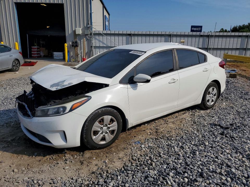 66806506 :رقم المزاد ، 3KPFK4A78HE034097 vin ، 2017 Kia Forte مزاد بيع