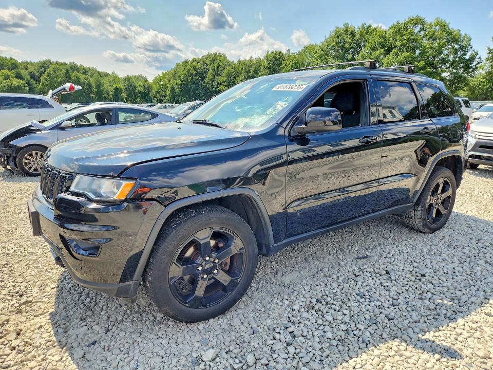Продажа на аукционе авто 2018 Jeep Grand Cherokee, vin: 1C4RJFAG0JC479569, номер лота: 65018236